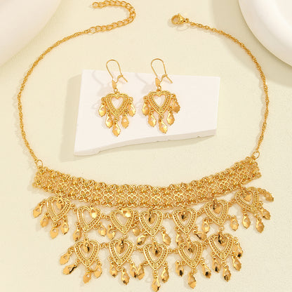 3pcs Fashionable Retro Luxury Heart-shaped Hollow Necklace Earrings Women&