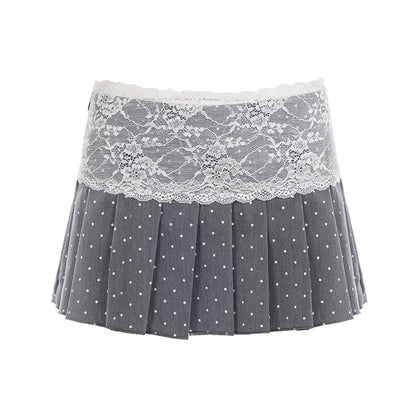 Low-rise Pleated Skirt With Lace Trim And Panel Design To Prevent Wardrobe Malfunctions